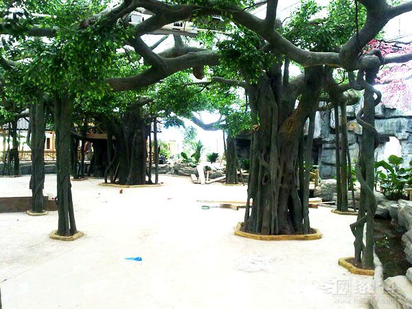 临沂沭河街生态园--大千雕塑公司